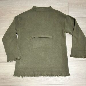 Lineamidas Wool Olive Green Fringe Sweater with front pocket